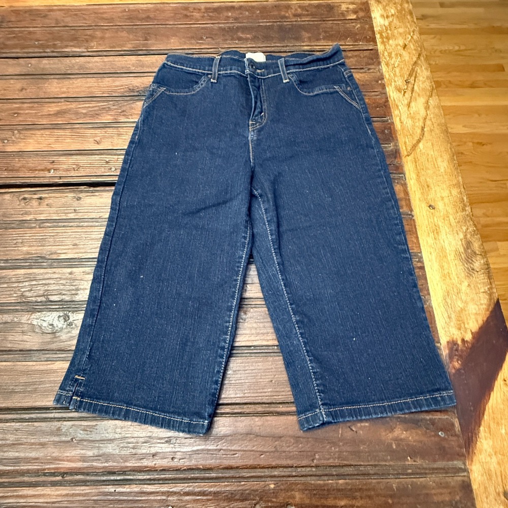 Levis 512 Perfectly Slimming Dark Wash Sequin Pocket Wide Leg Capri Jeans 10